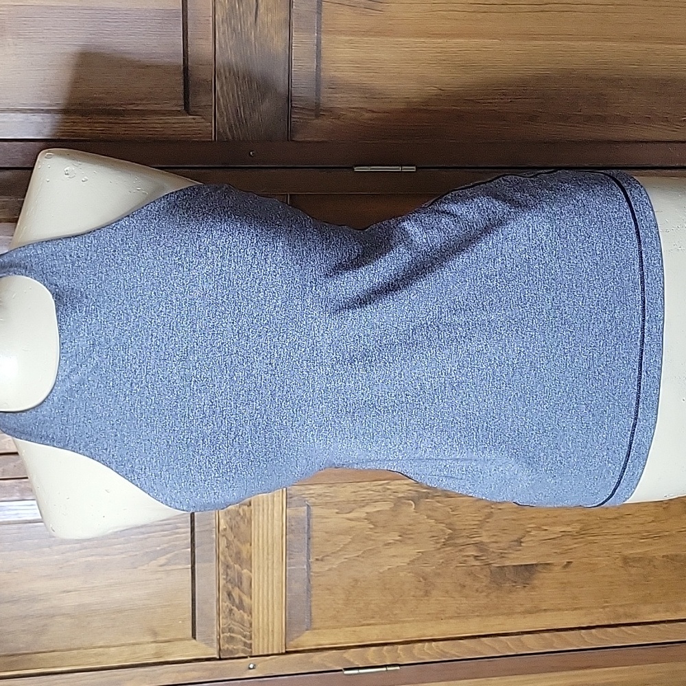 Lululemon IN TRAINING Tank Top Sz 6